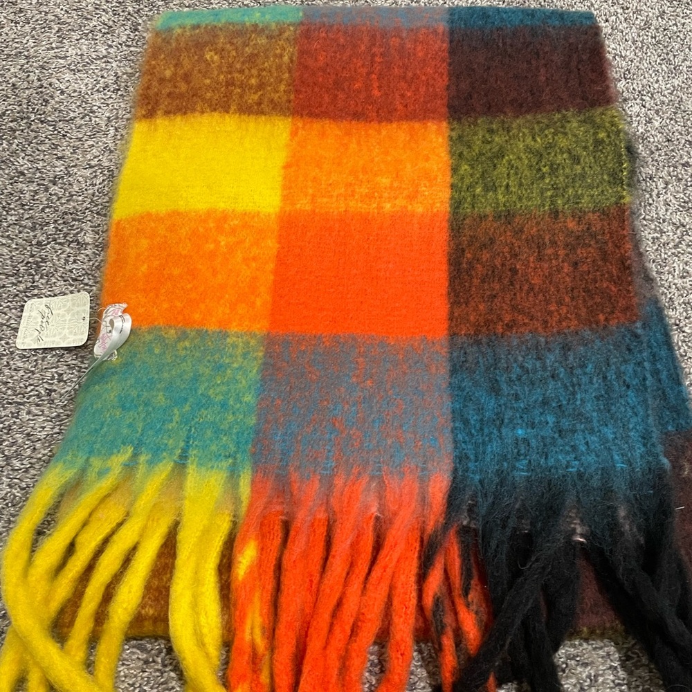 FREE PEOPLE coming home scarf